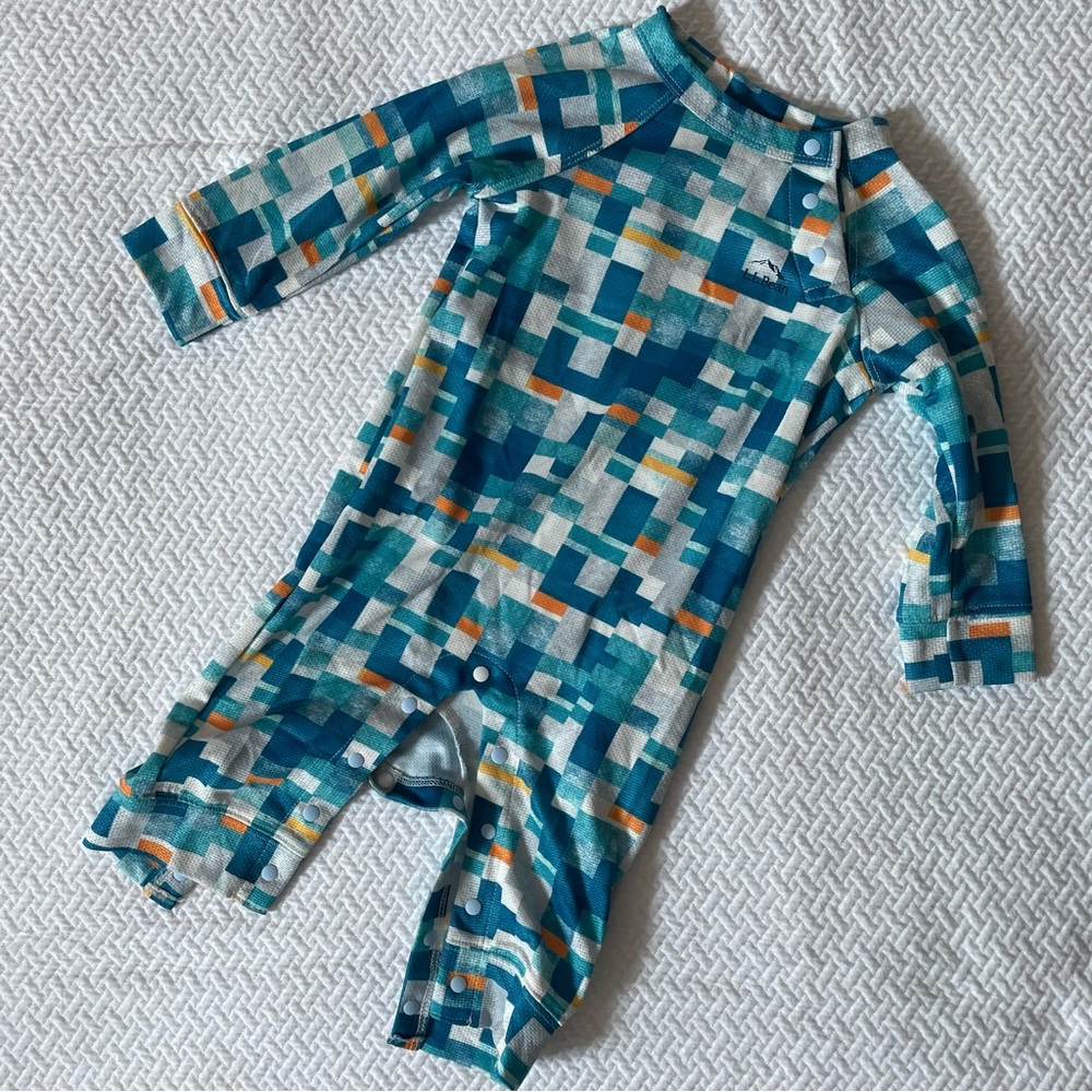 L.L. Bean wicked warm baby one piece Multicolor infant snow winter first layer